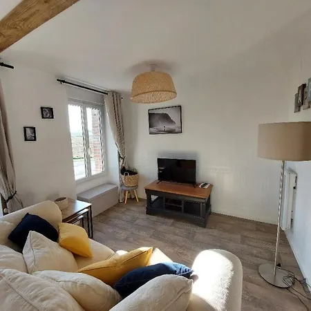 4 Places- Mont-saint-michel- Le Moulin アパート *