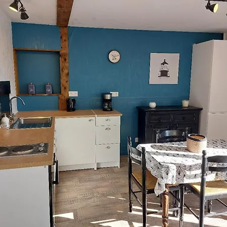4 Places- Mont-saint-michel- Le Moulin Apartment Pontorson